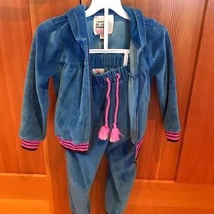 Mim-Pi brilliant blue outfit